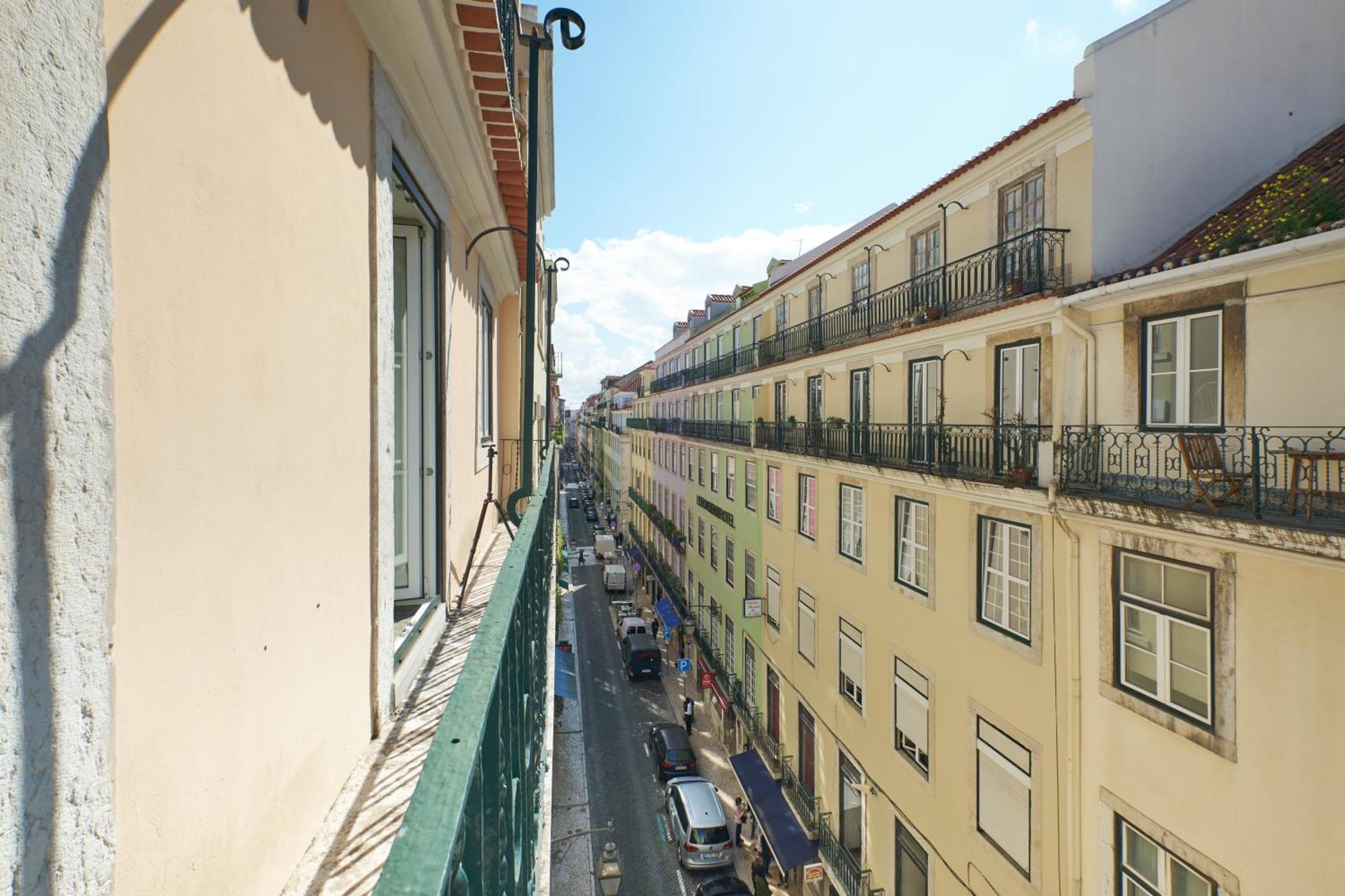 Апартаменты Ando Living - Santa Justa 79 House Лиссабон Экстерьер фото